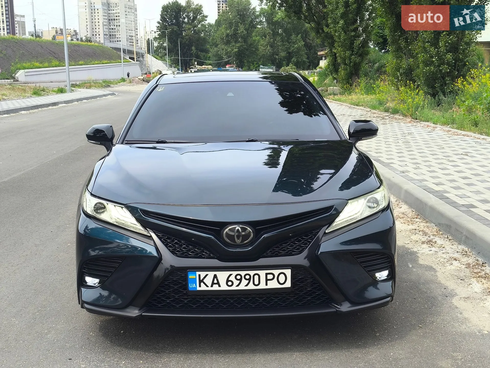 2018 Toyota Camry - мініатюра 21