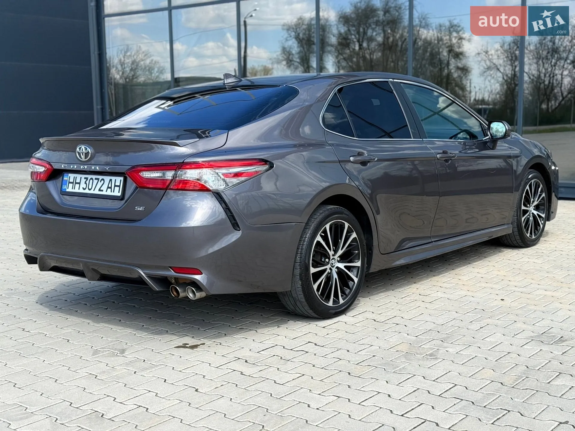 2019 Toyota Camry - мініатюра 4