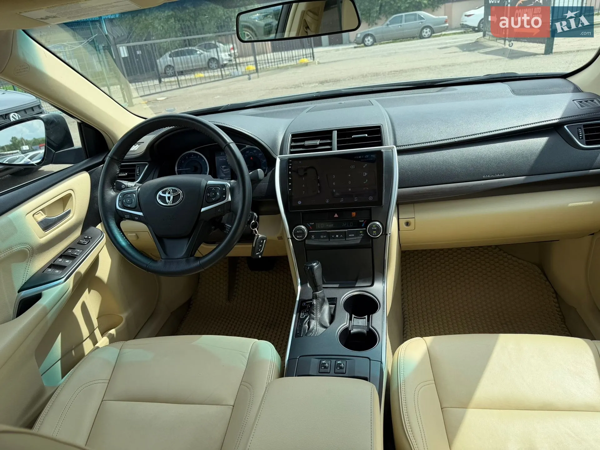 2017 Toyota Camry - мініатюра 30