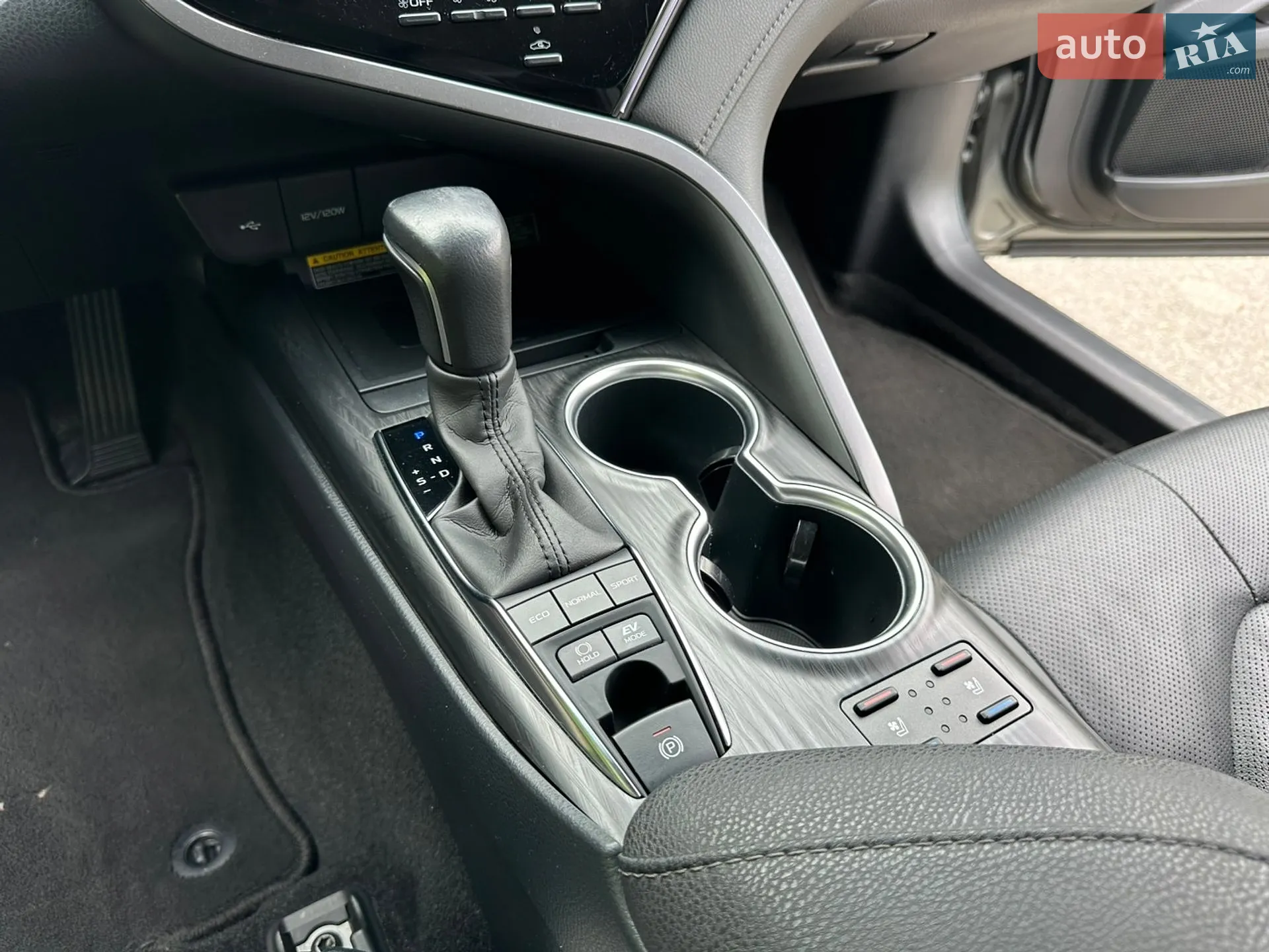 2021 Toyota Camry - мініатюра 22