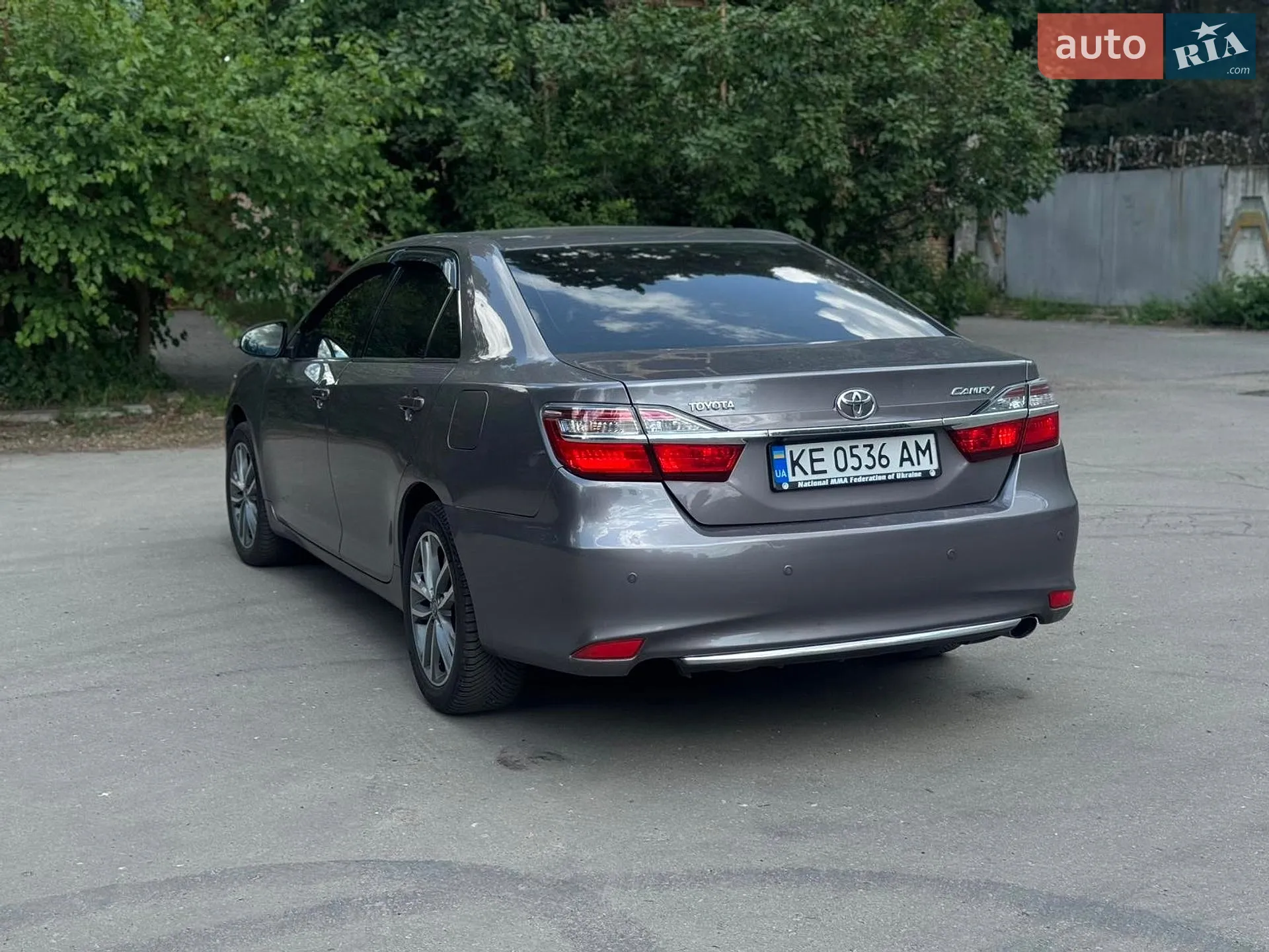 2016 Toyota Camry - мініатюра 10