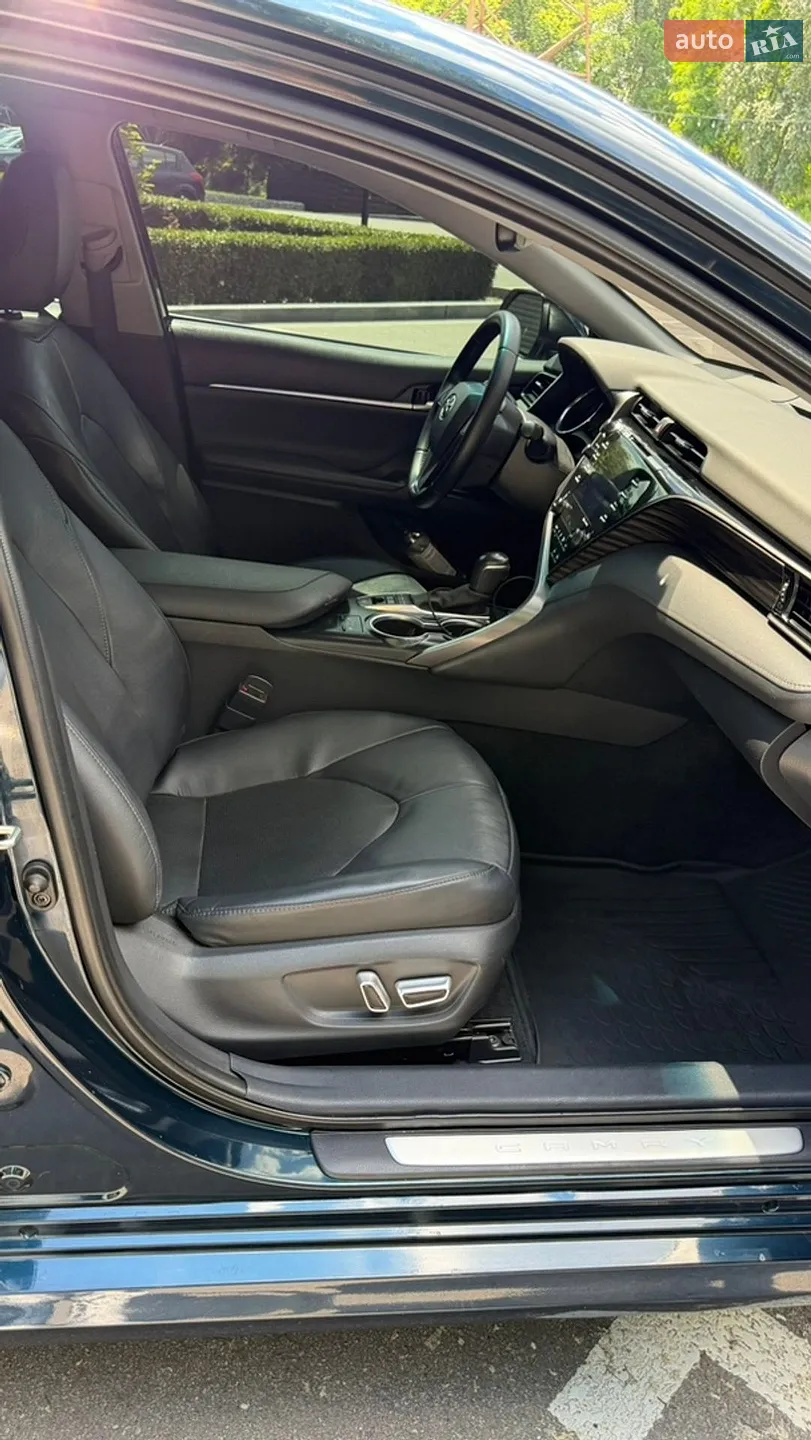 2020 Toyota Camry - мініатюра 38