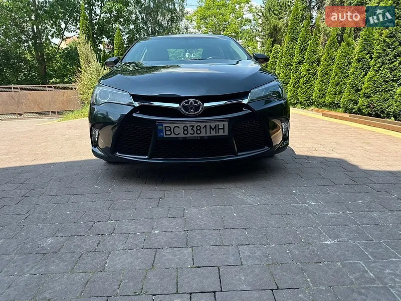 Toyota Camry 2015