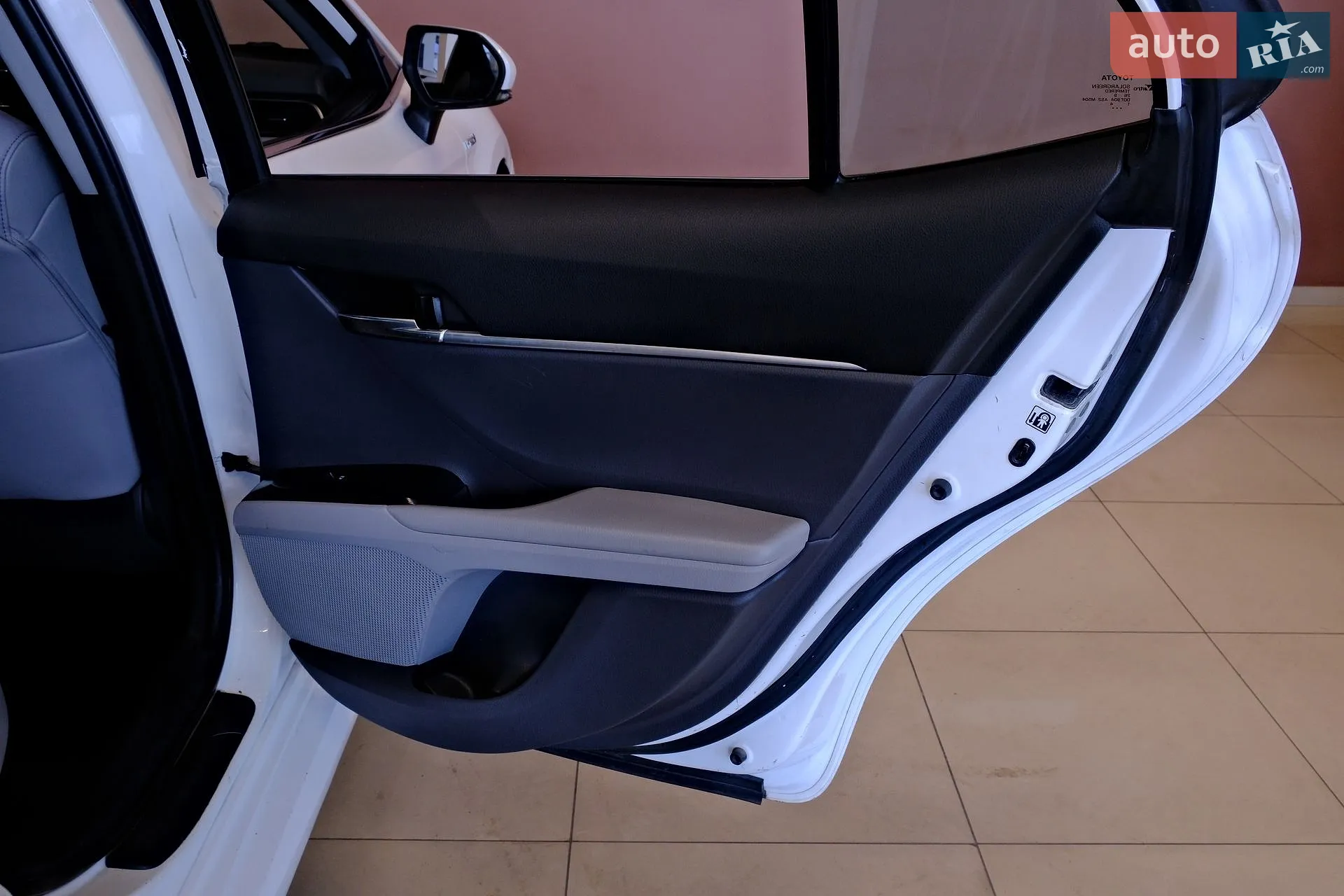2019 Toyota Camry - мініатюра 33