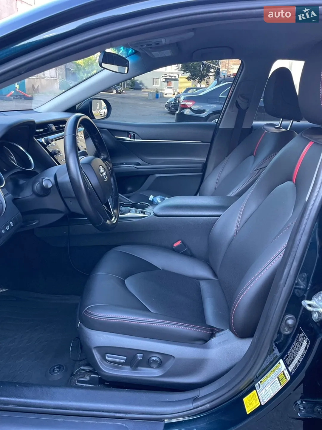 2020 Toyota Camry - мініатюра 9