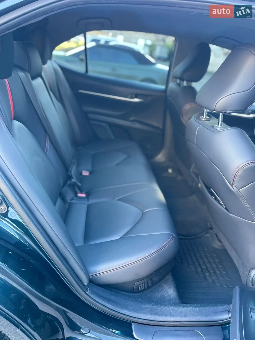 2020 Toyota Camry - мініатюра 13