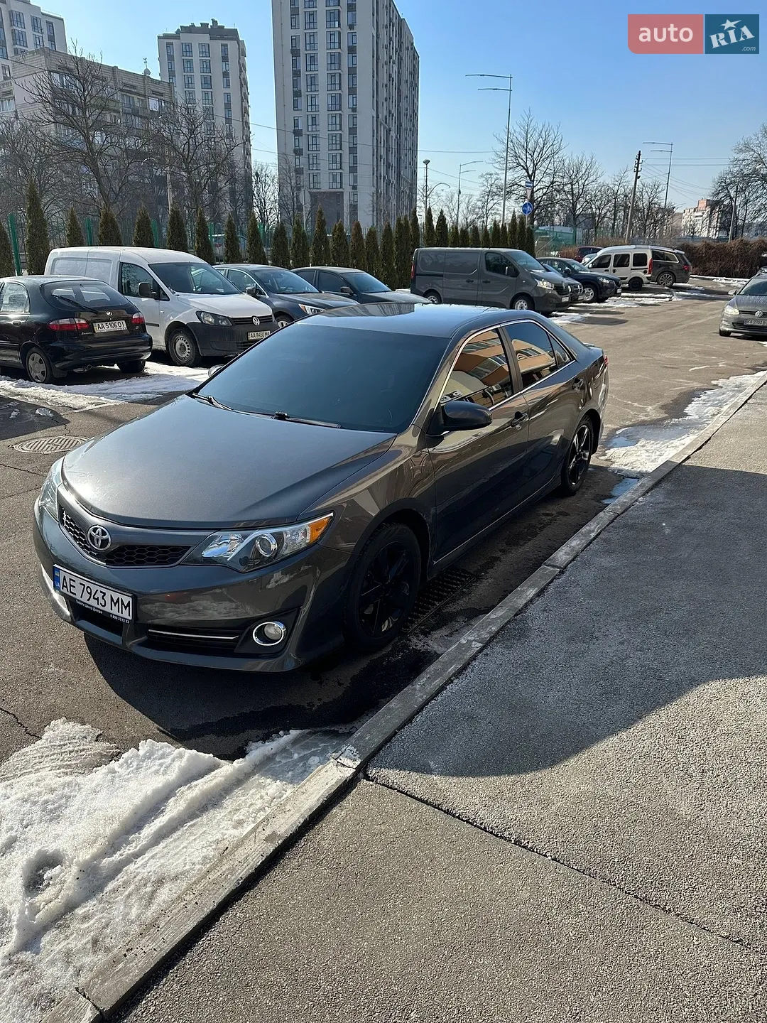 2013 Toyota Camry - мініатюра 2