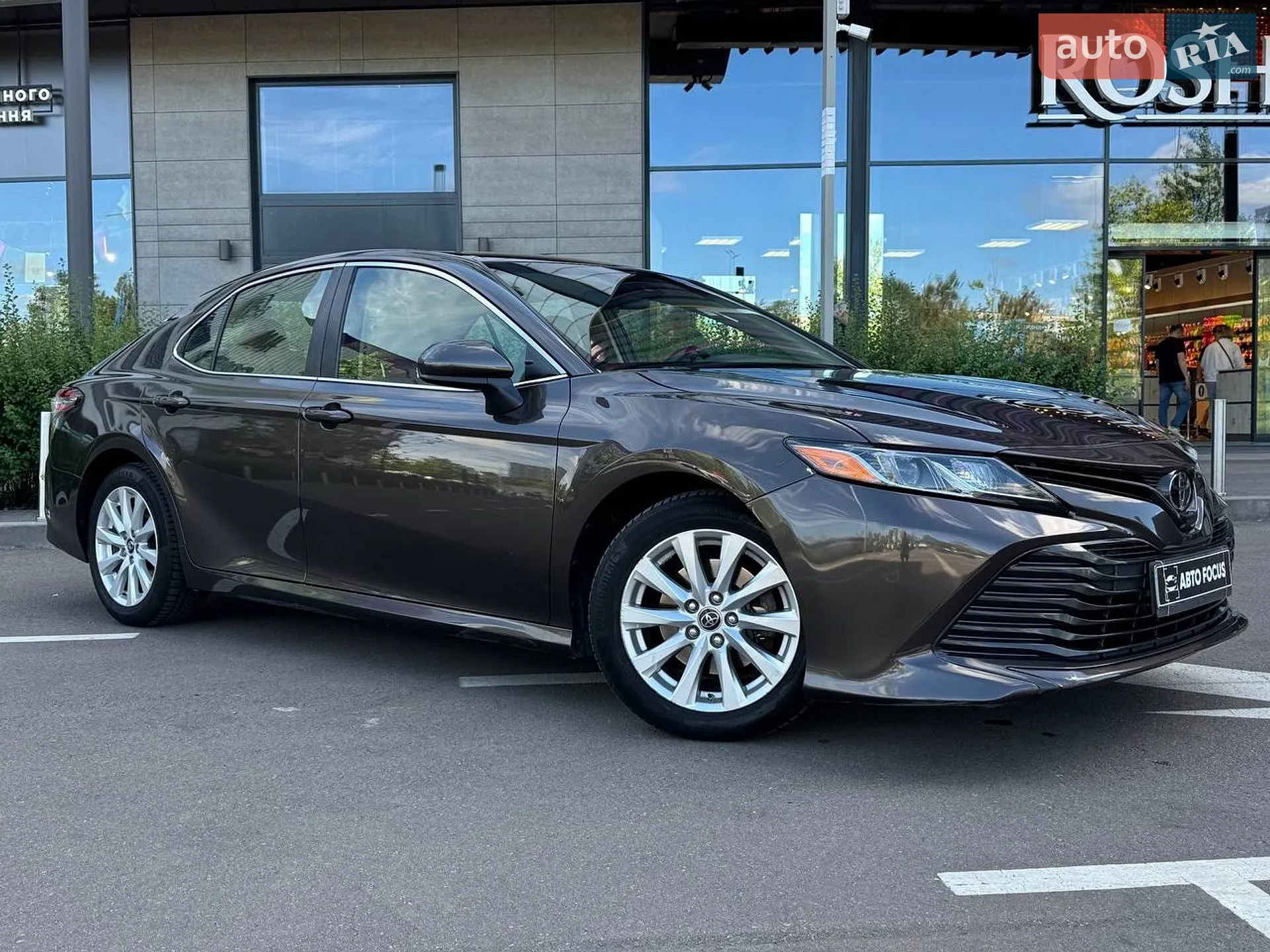 2017 Toyota Camry - фото 1