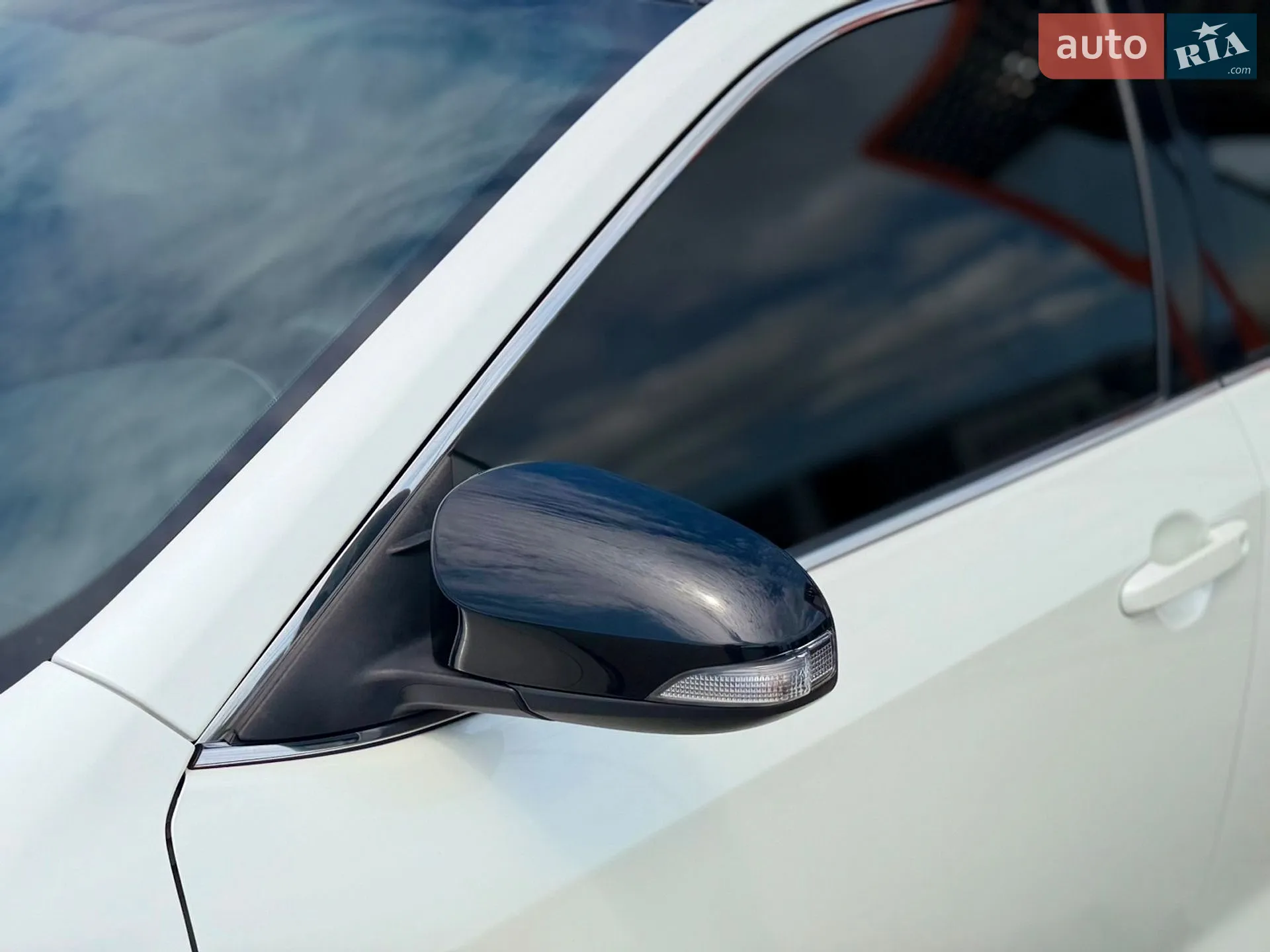 2016 Toyota Camry - мініатюра 22