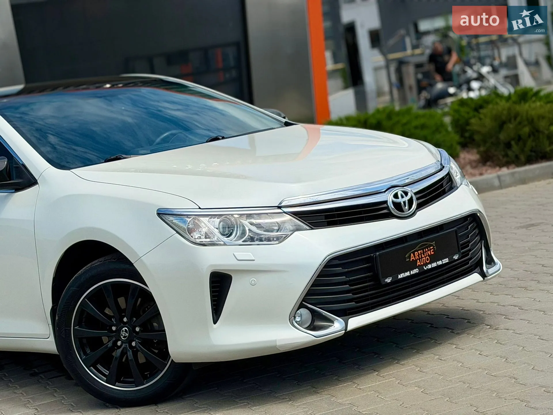 2016 Toyota Camry - мініатюра 28