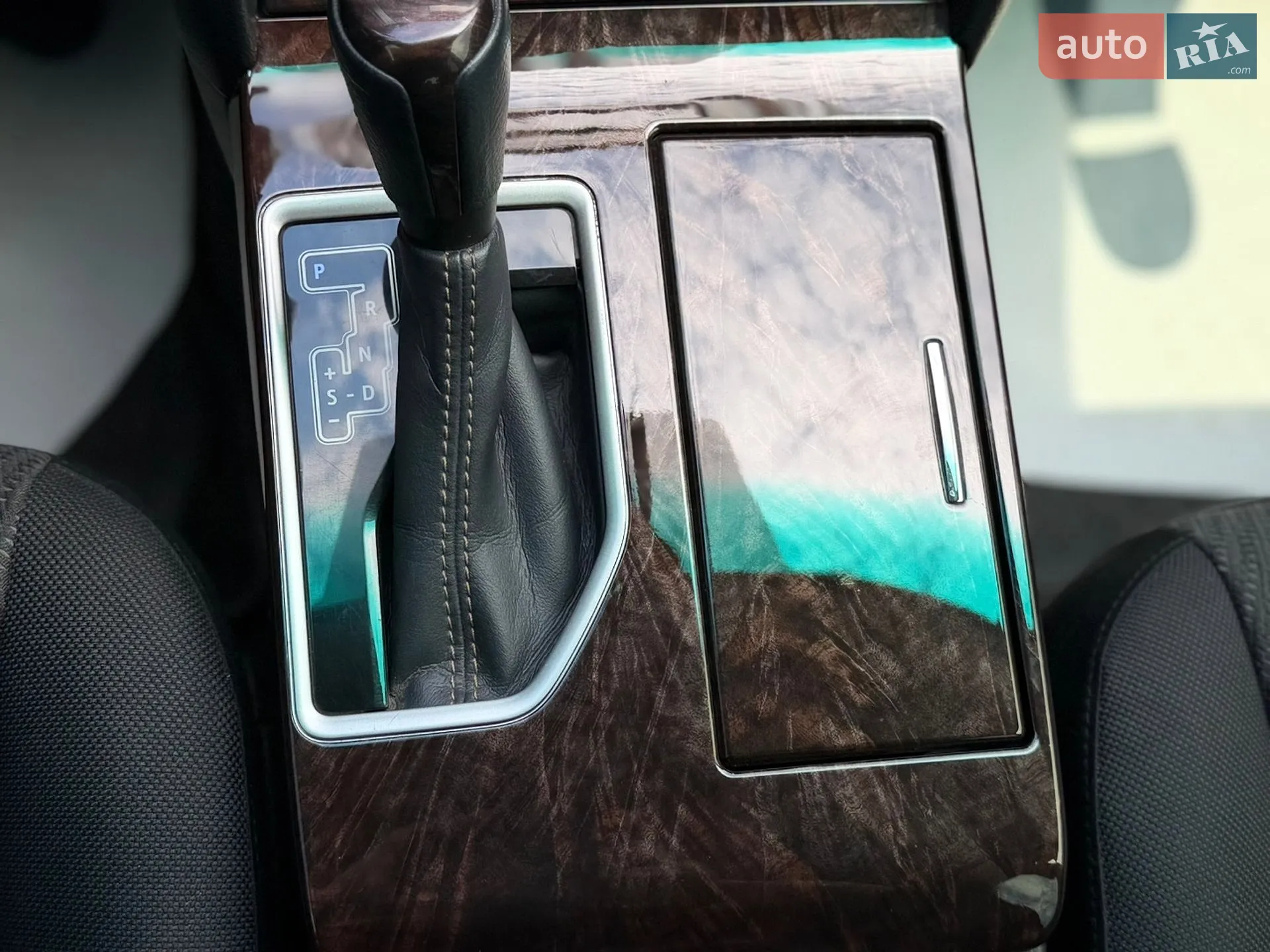 2016 Toyota Camry - мініатюра 41