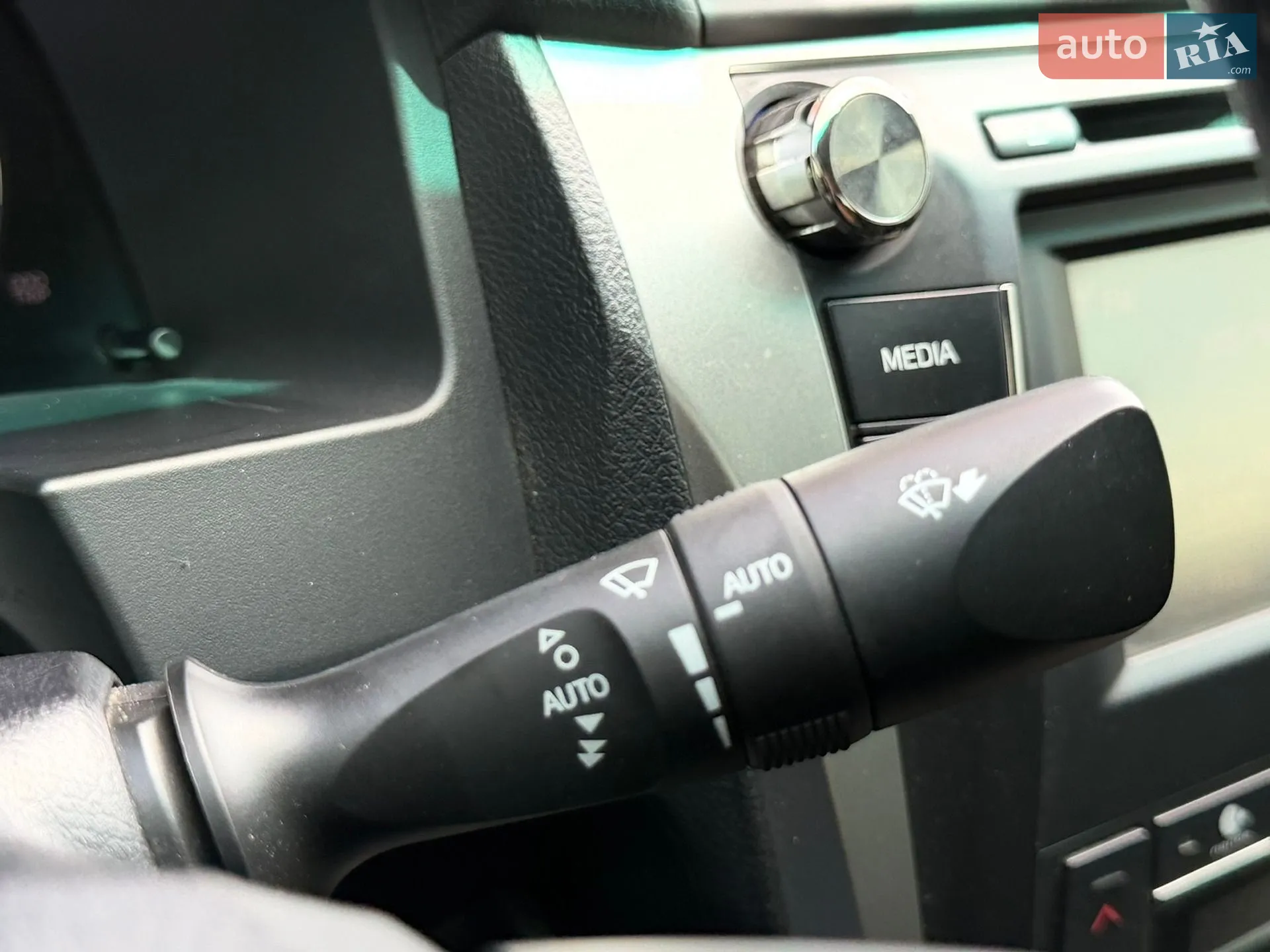 2016 Toyota Camry - мініатюра 43