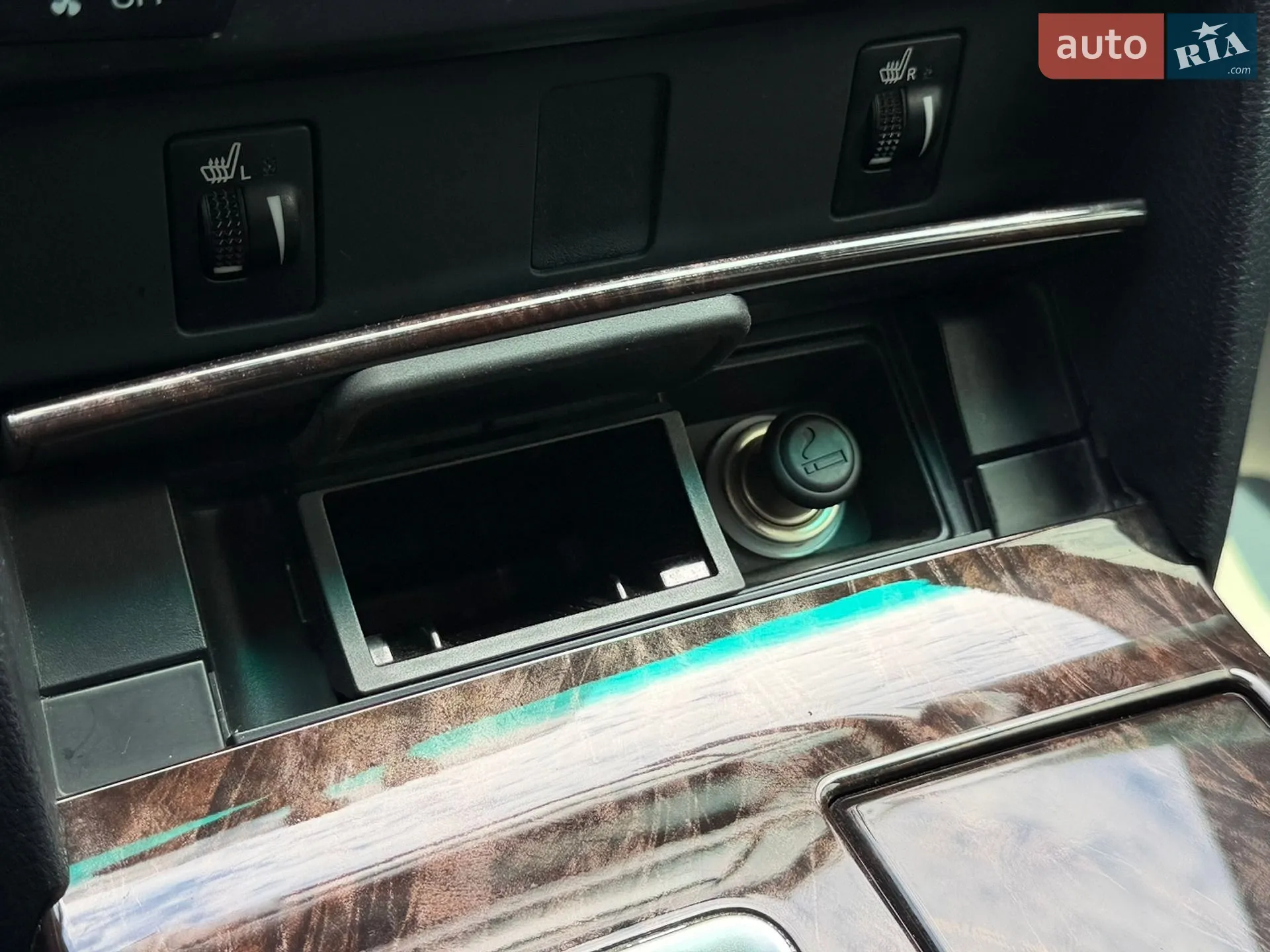 2016 Toyota Camry - мініатюра 54
