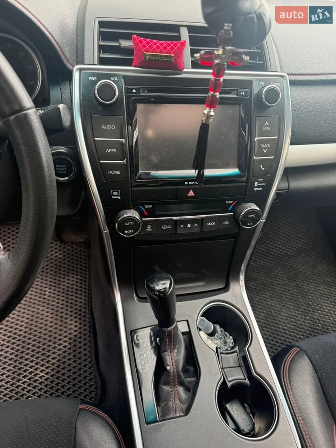 2016 Toyota Camry - мініатюра 12