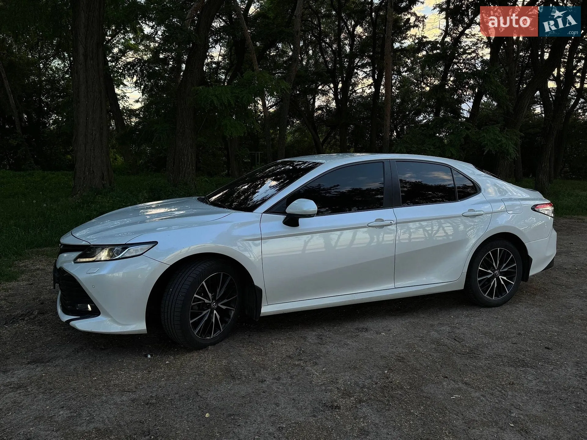 2019 Toyota Camry - мініатюра 5