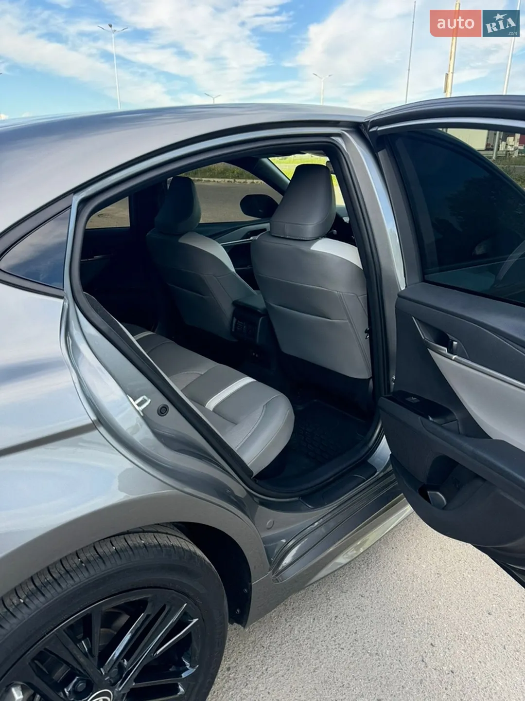 2024 Toyota Camry - мініатюра 8