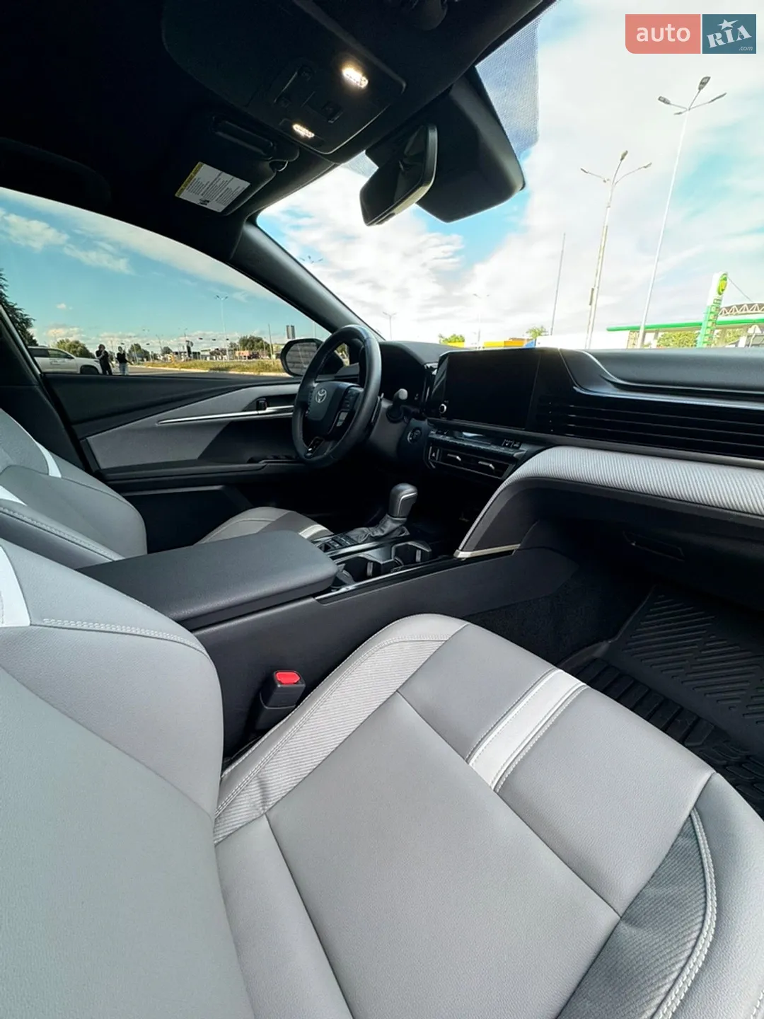 2024 Toyota Camry - мініатюра 11