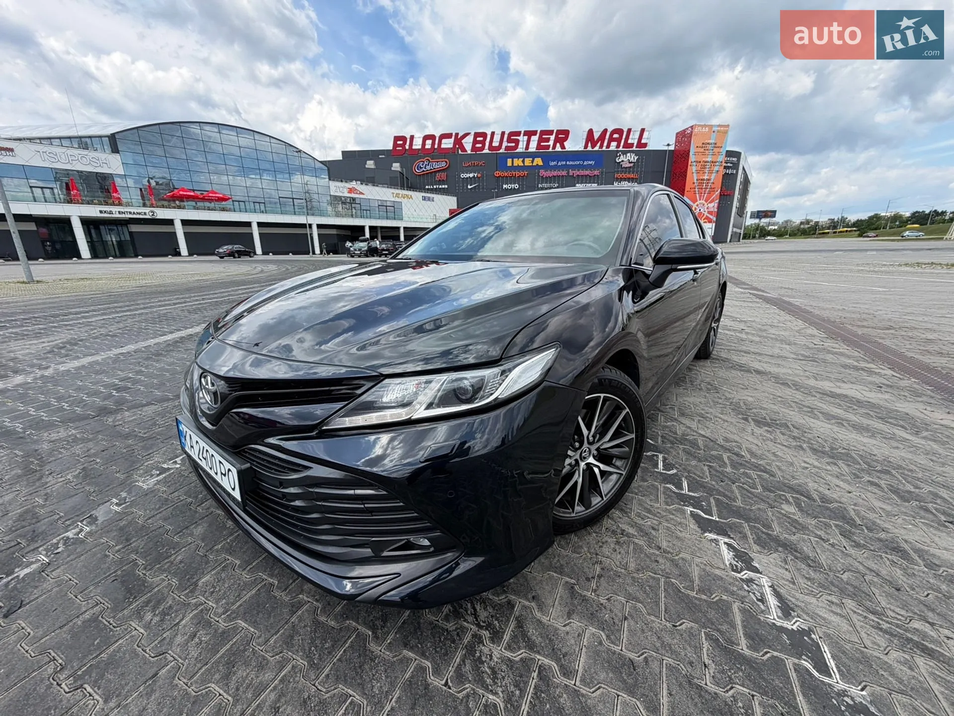 2018 Toyota Camry - мініатюра 3