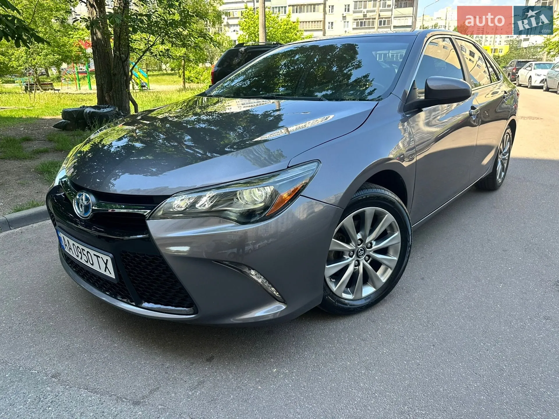 2016 Toyota Camry - мініатюра 3