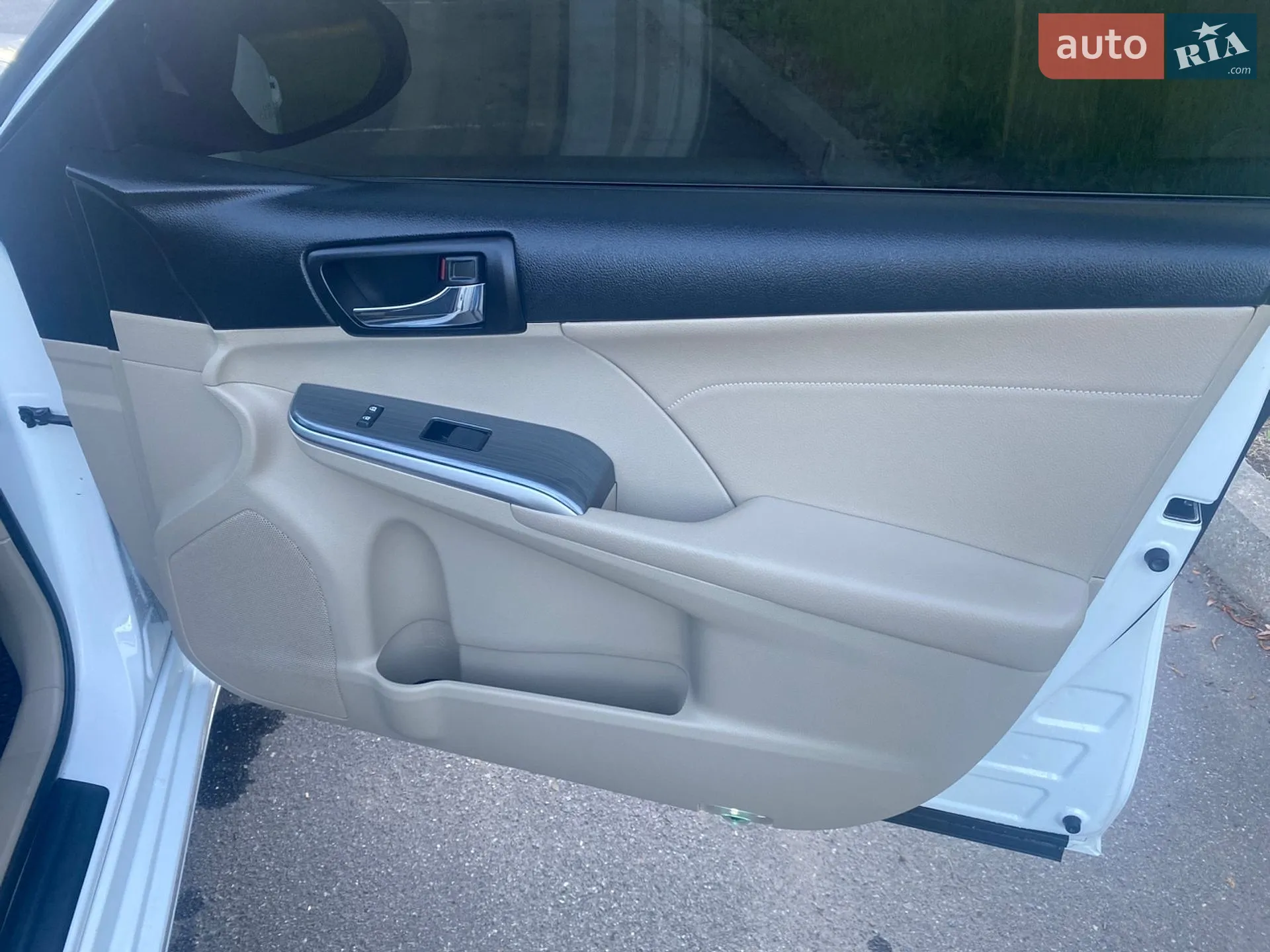 2014 Toyota Camry - мініатюра 17