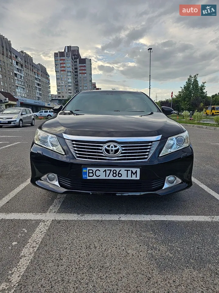 2013 Toyota Camry - мініатюра 31