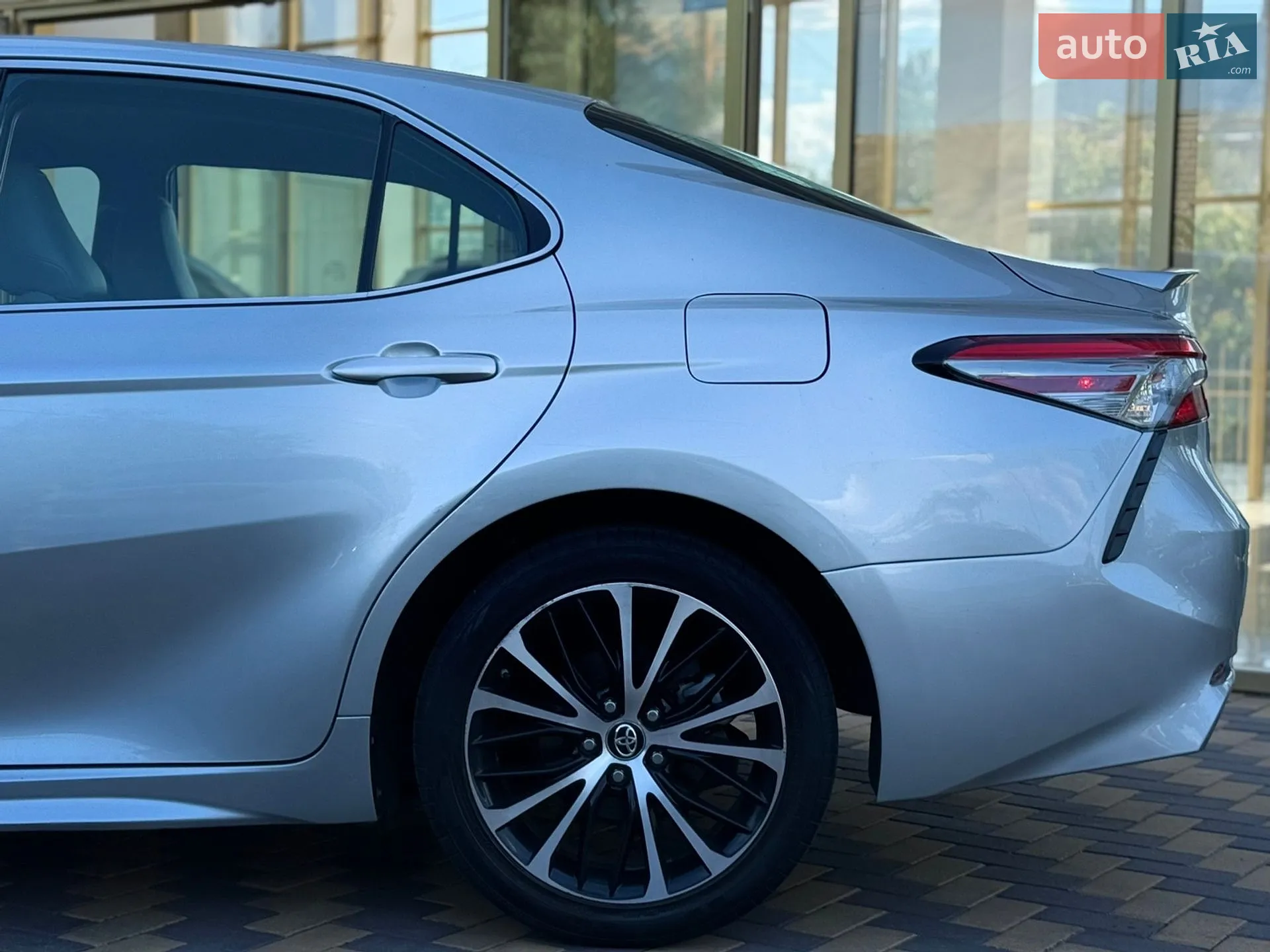 2018 Toyota Camry - мініатюра 5