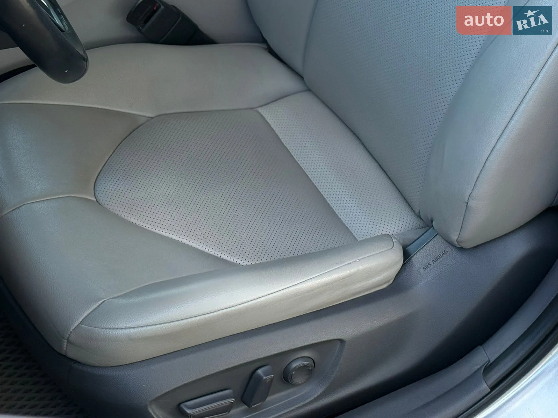 2018 Toyota Camry - мініатюра 17