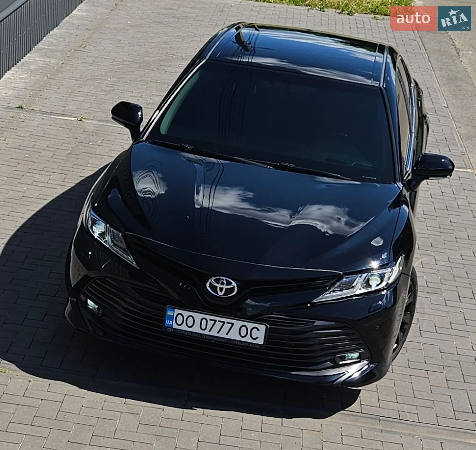 2018 Toyota Camry - фото 1