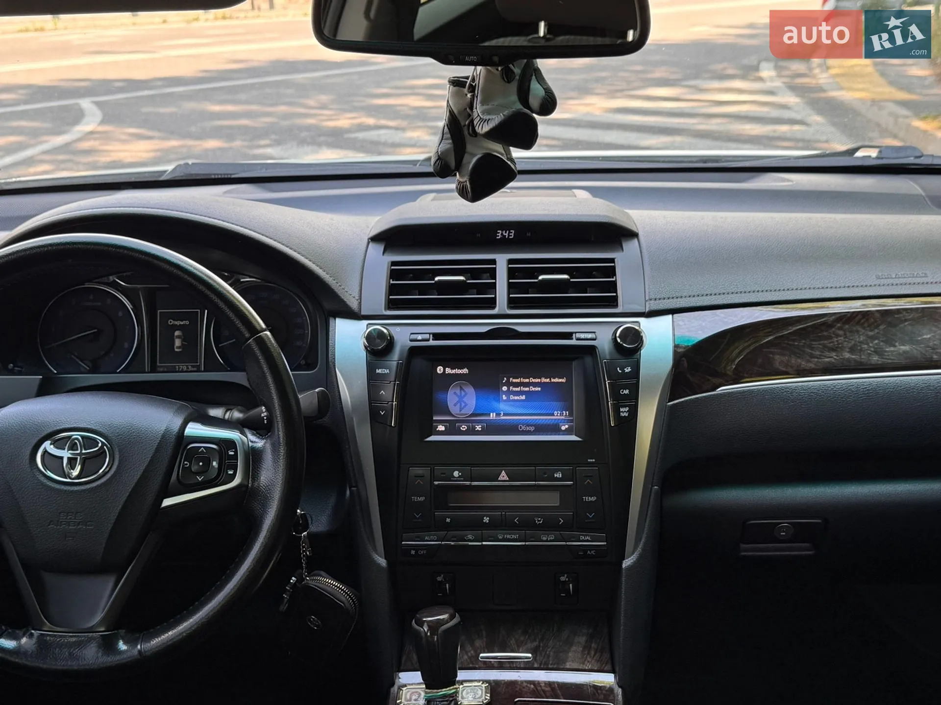 2017 Toyota Camry - мініатюра 19