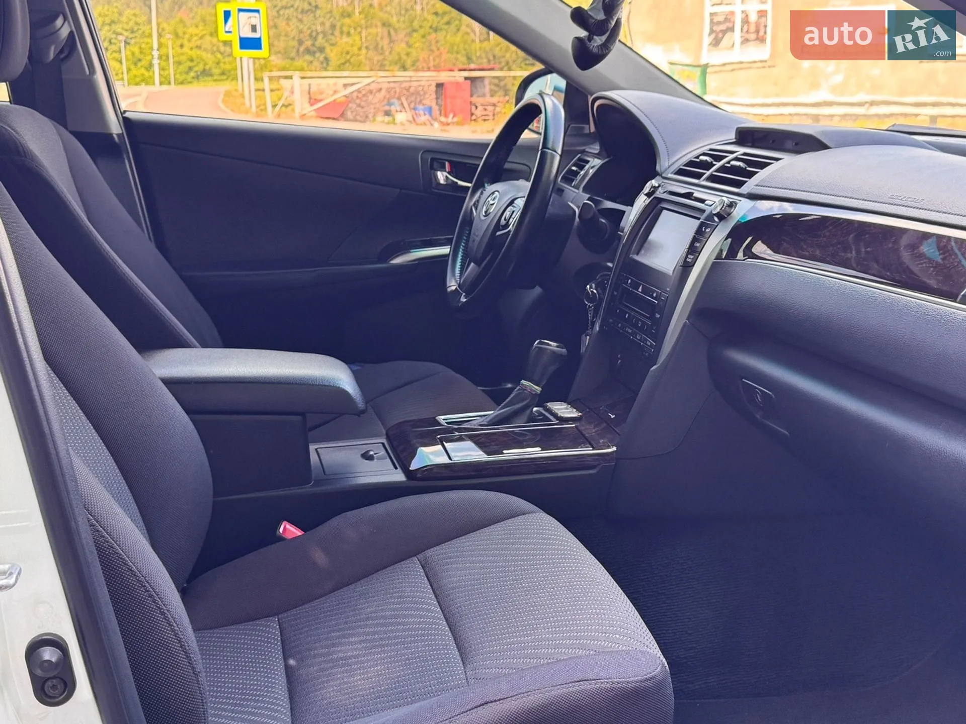 2017 Toyota Camry - мініатюра 25