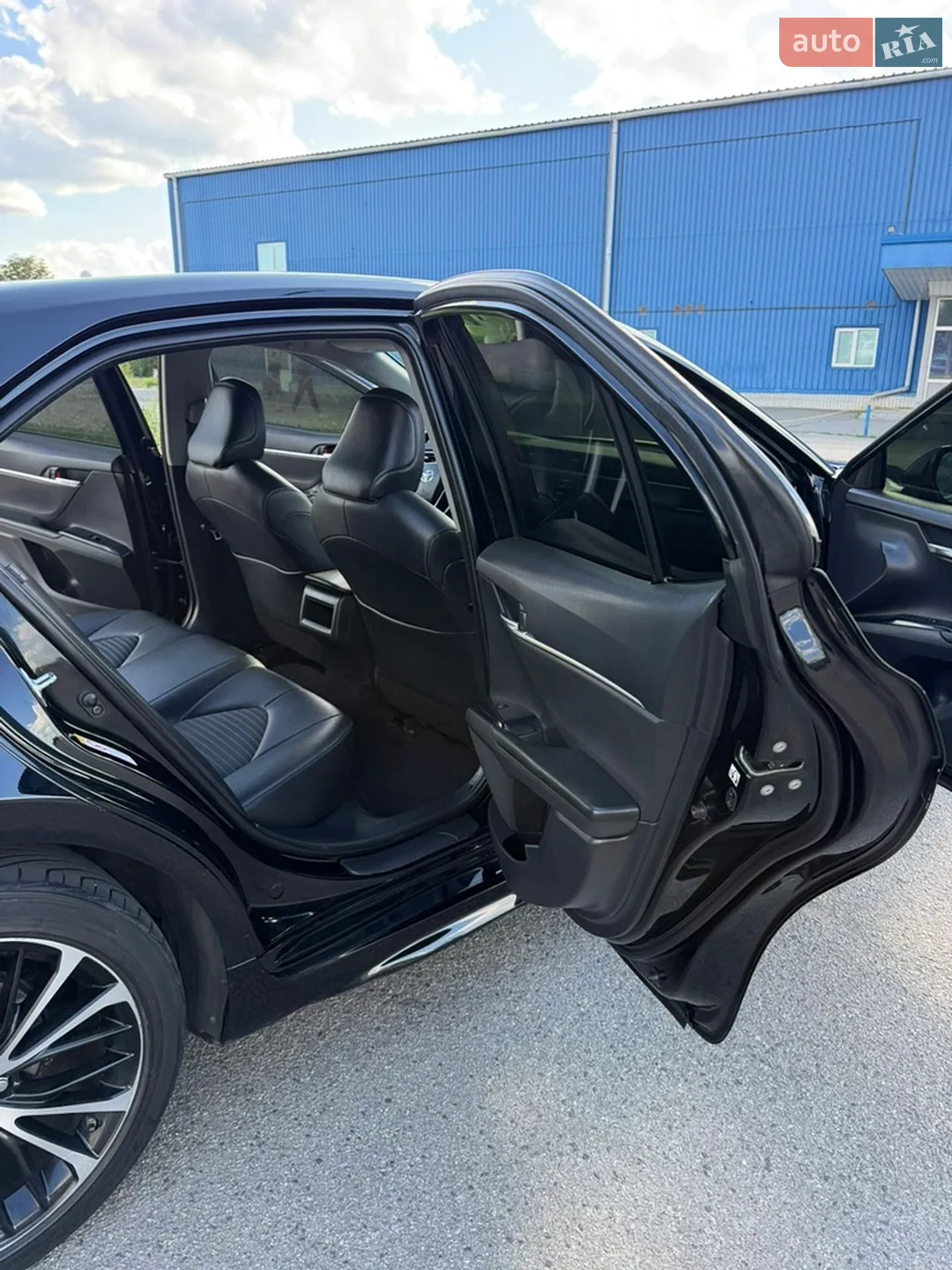 2018 Toyota Camry - мініатюра 22