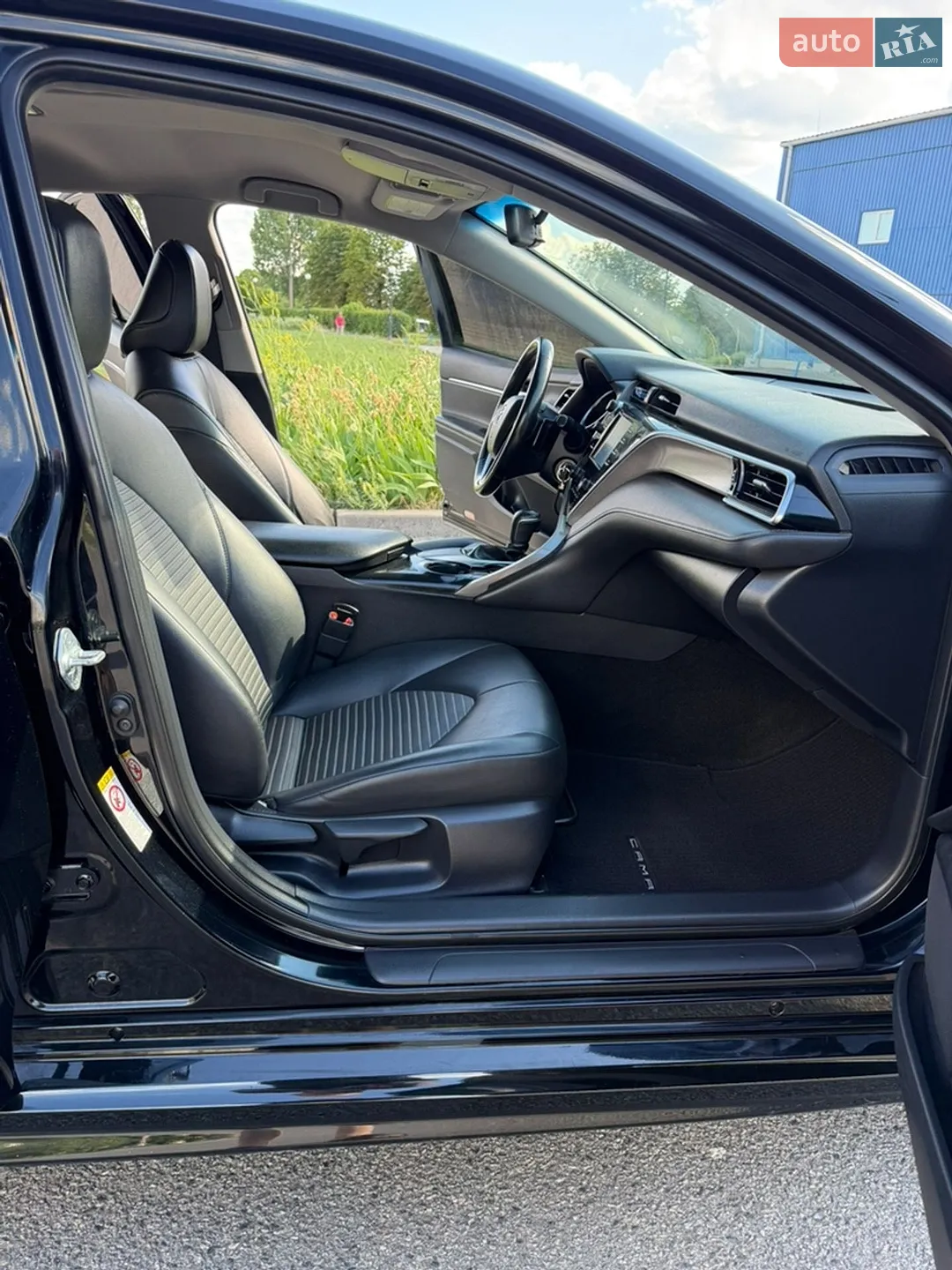 2018 Toyota Camry - мініатюра 27