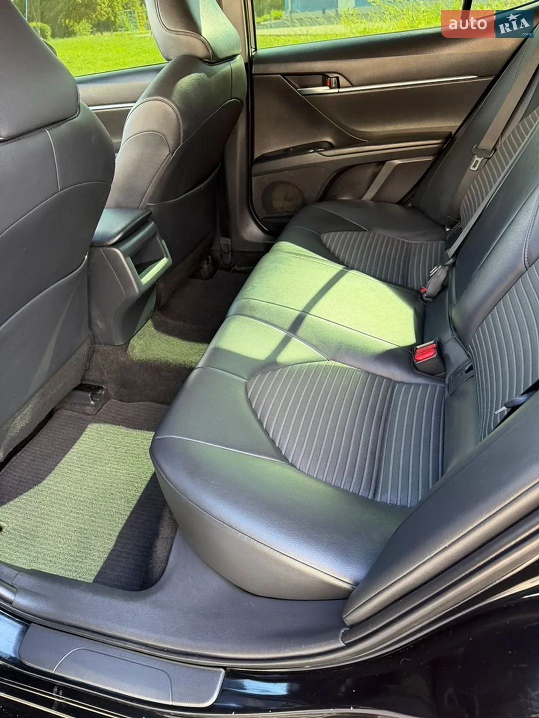 2018 Toyota Camry - мініатюра 32