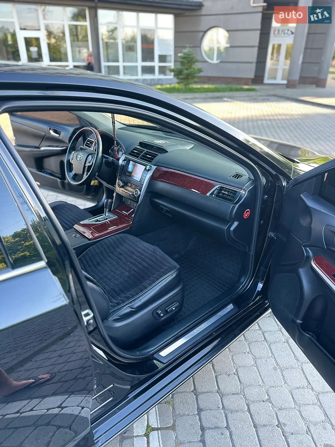 2013 Toyota Camry - мініатюра 25