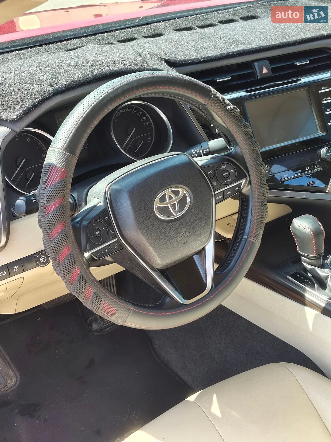 2018 Toyota Camry - мініатюра 18