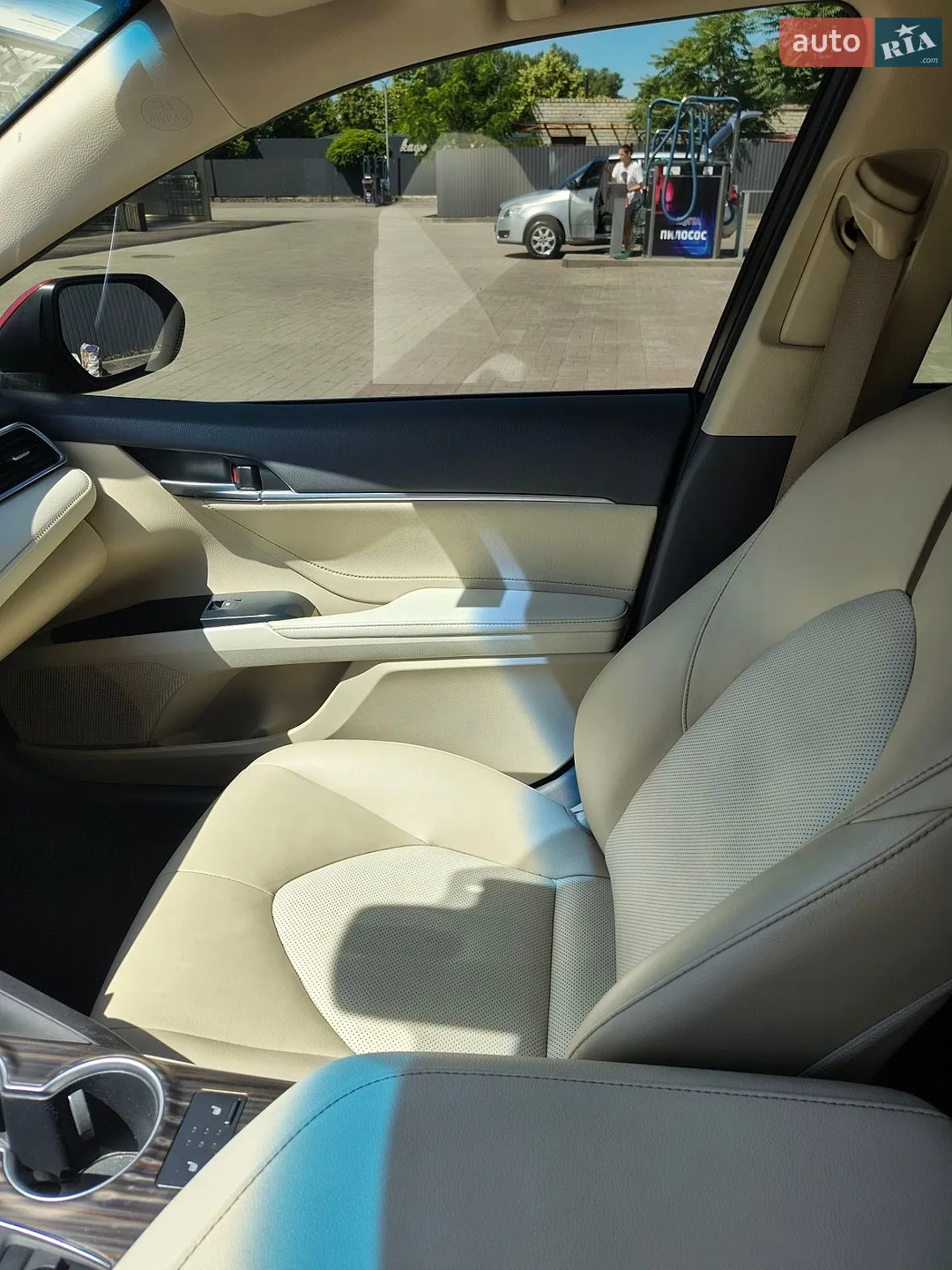 2018 Toyota Camry - мініатюра 25