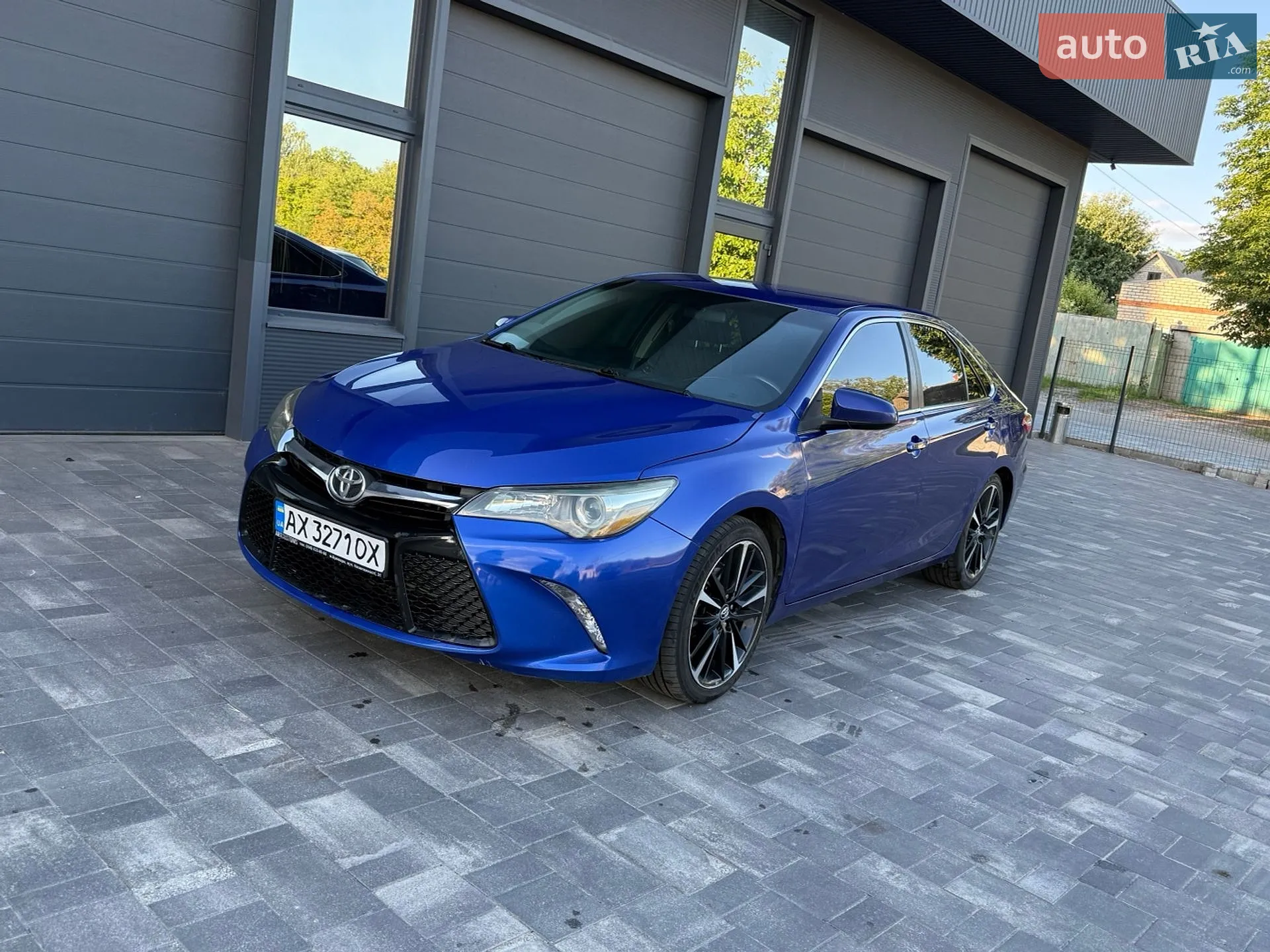 2016 Toyota Camry - мініатюра 3