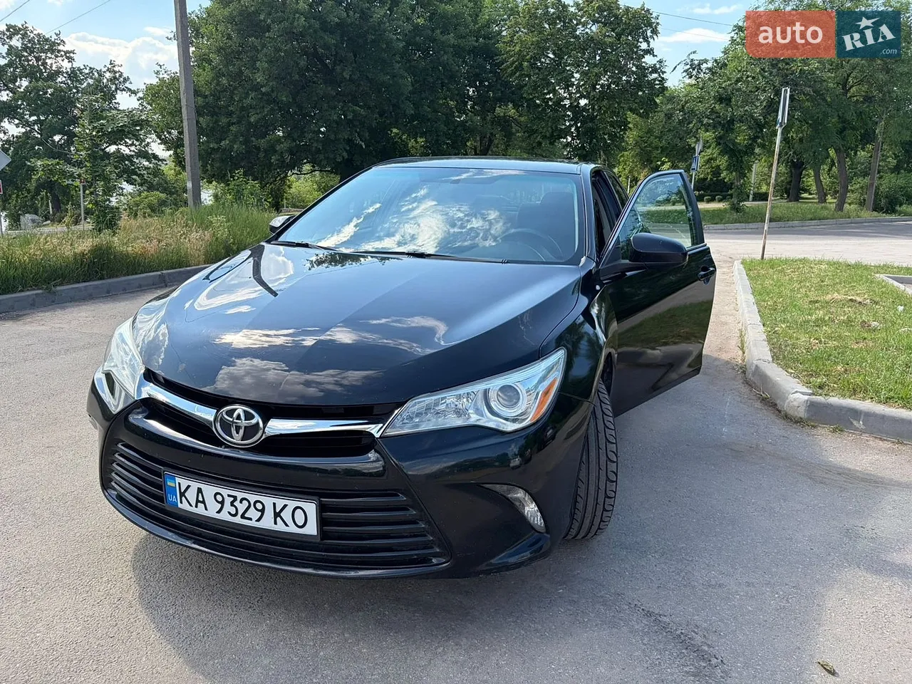 2015 Toyota Camry - мініатюра 18