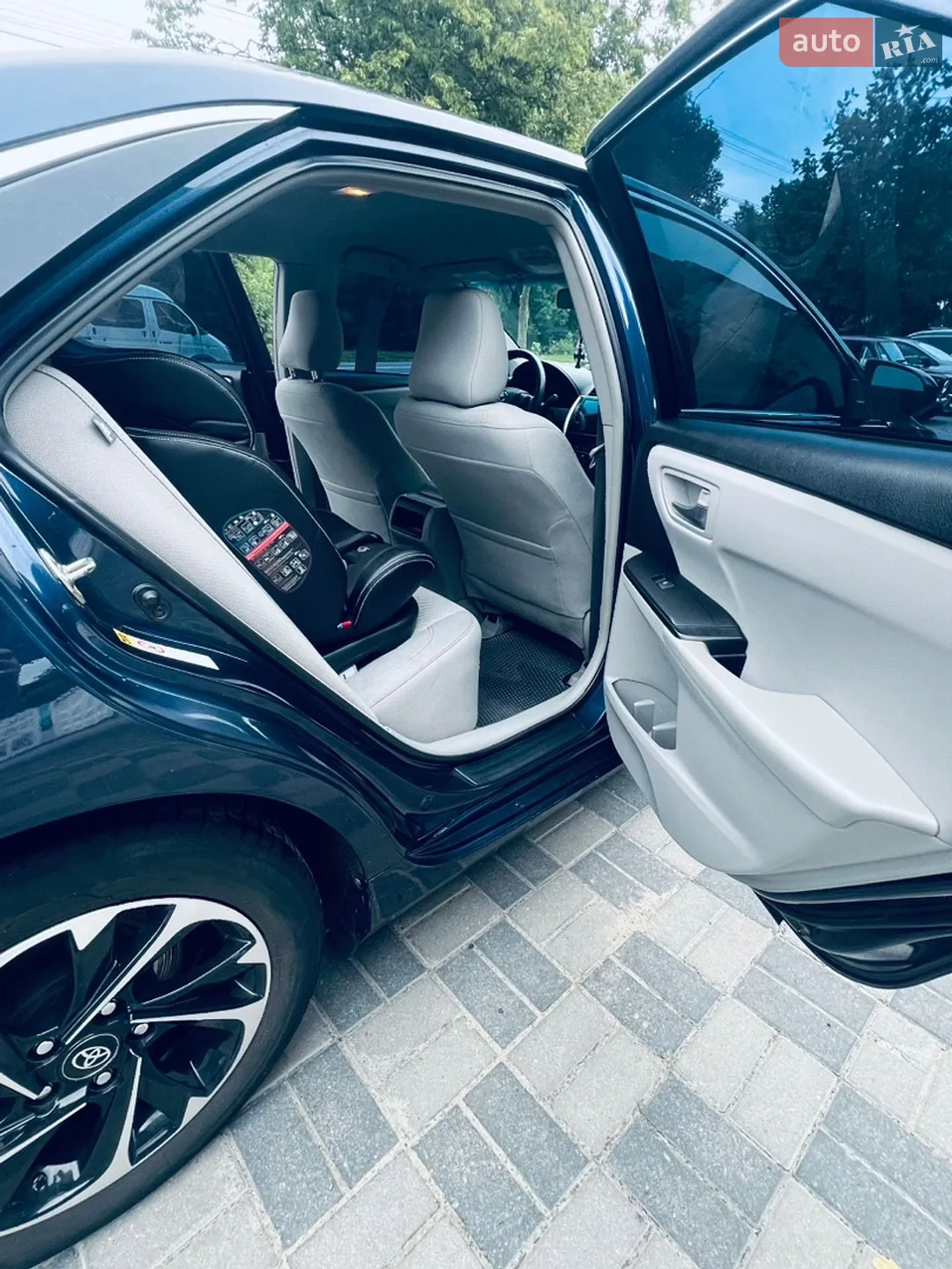 2015 Toyota Camry - мініатюра 13