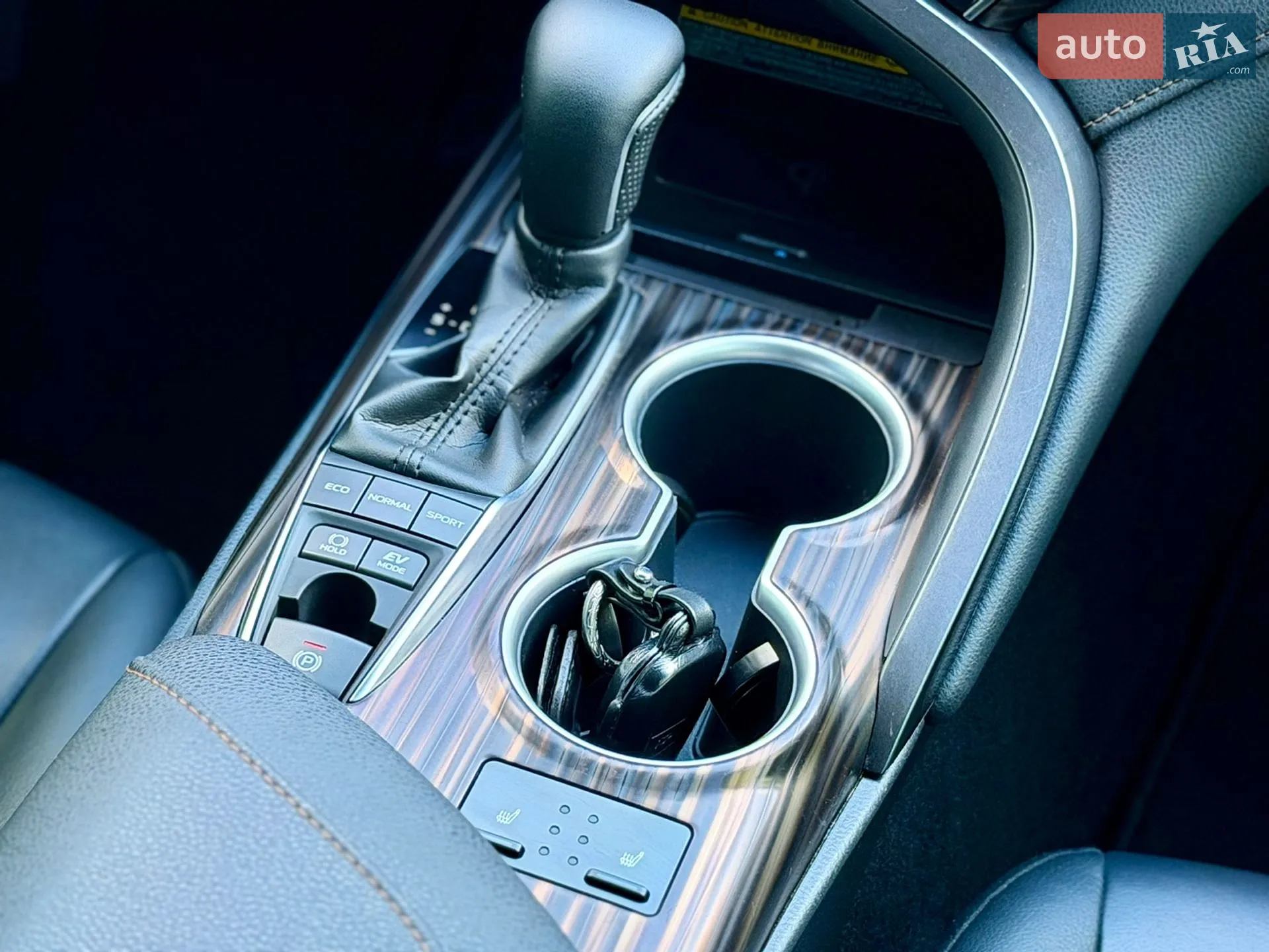 2020 Toyota Camry - мініатюра 22