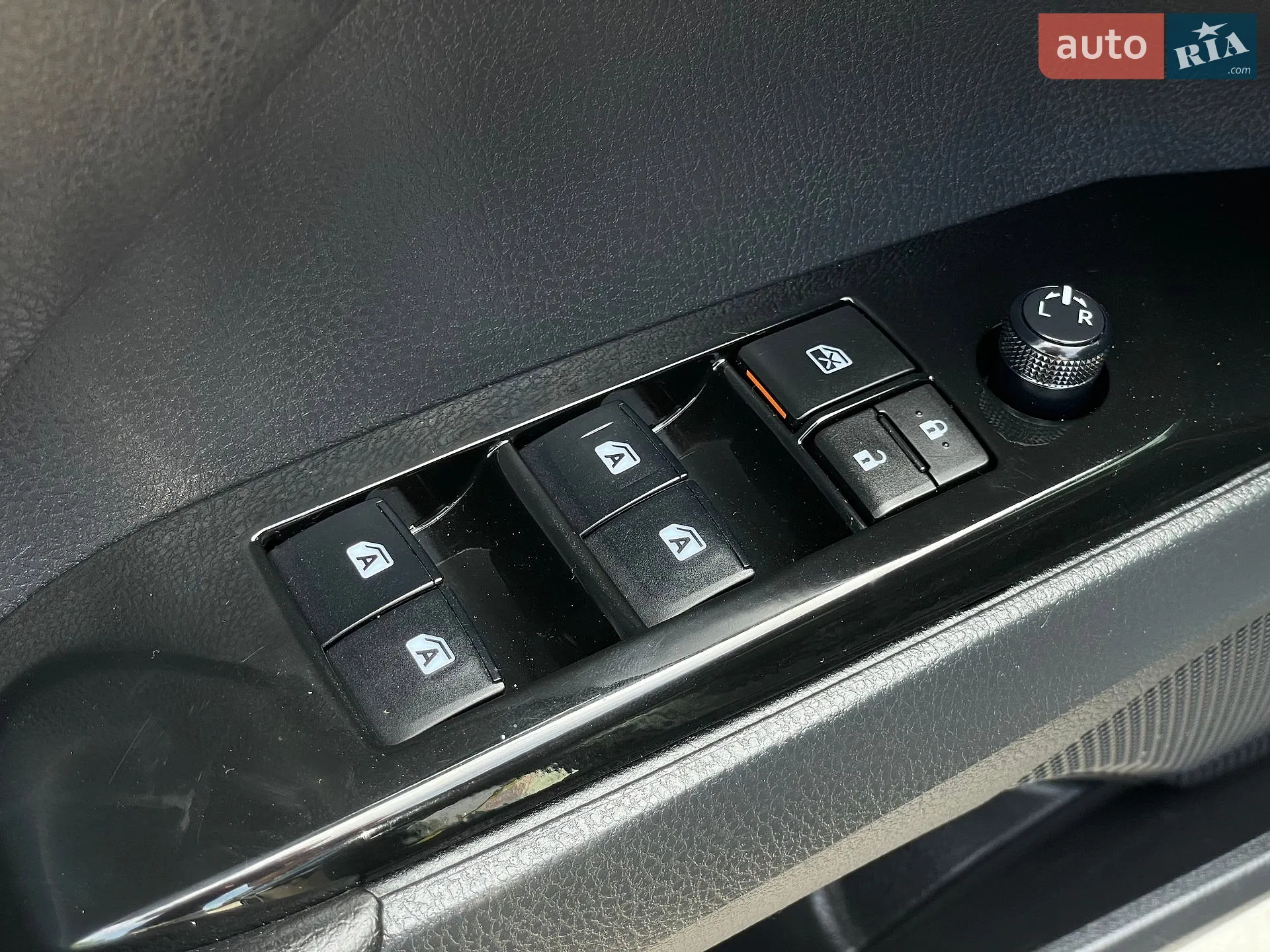 2017 Toyota Camry - мініатюра 45