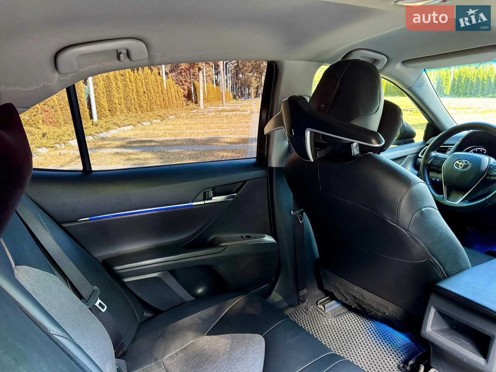 2018 Toyota Camry - мініатюра 21