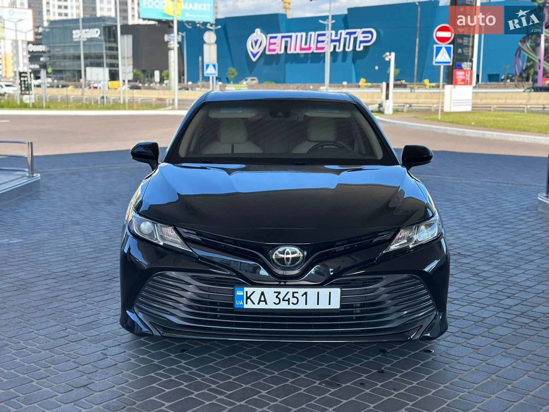 2017 Toyota Camry - мініатюра 3