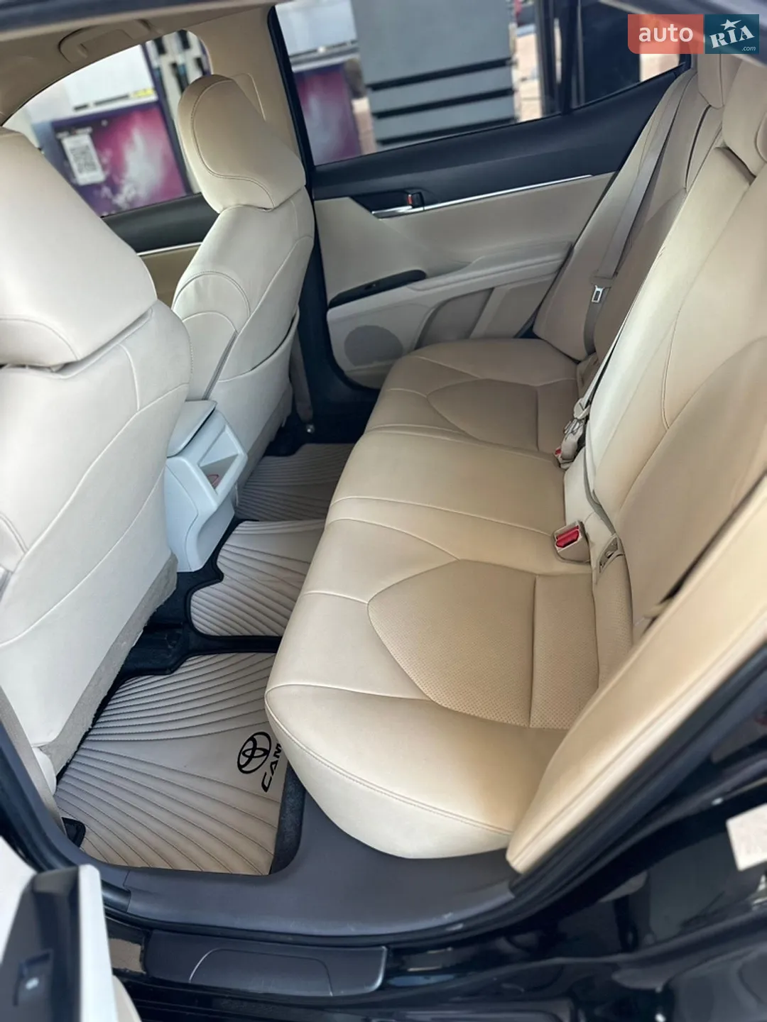 2017 Toyota Camry - мініатюра 14