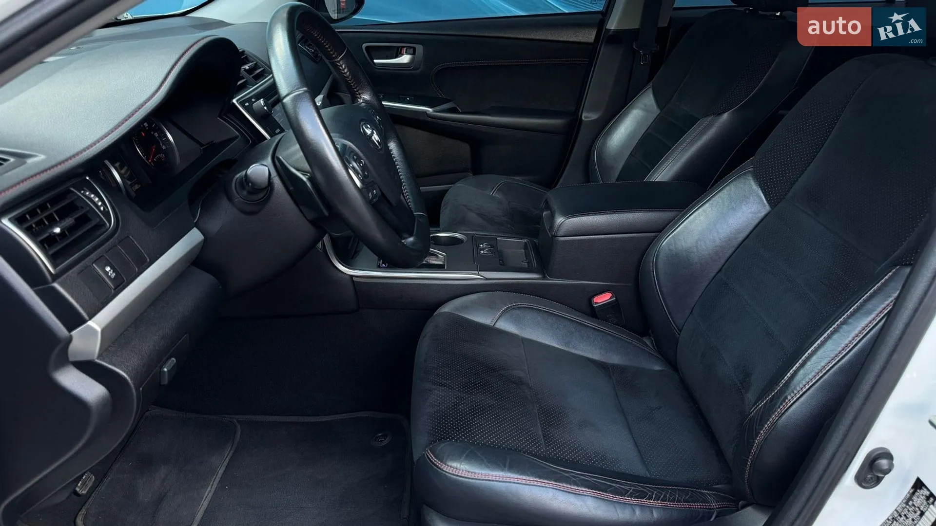 2016 Toyota Camry - мініатюра 8
