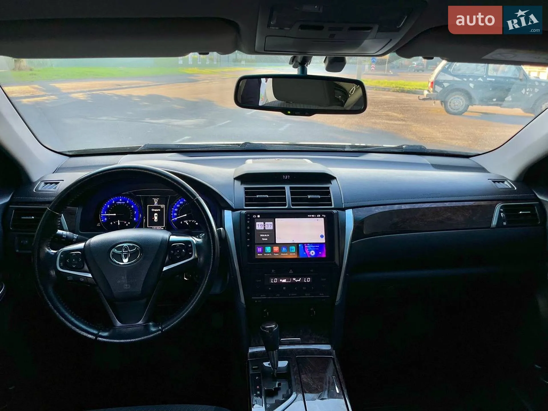 2015 Toyota Camry - мініатюра 2