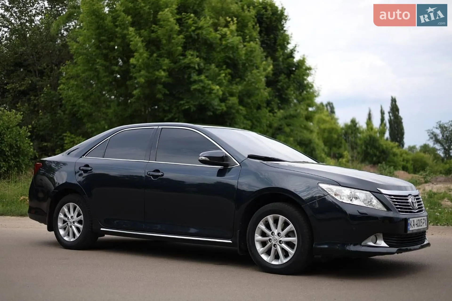 2011 Toyota Camry - мініатюра 3