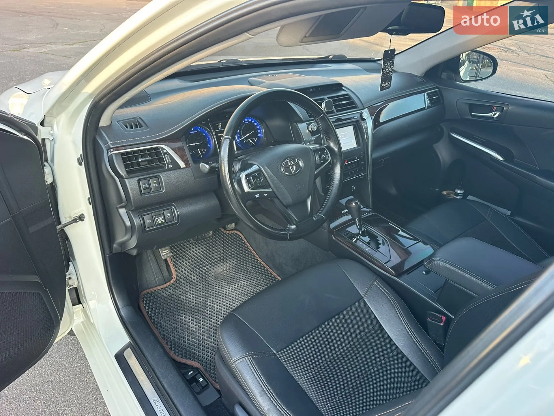 2015 Toyota Camry - мініатюра 11