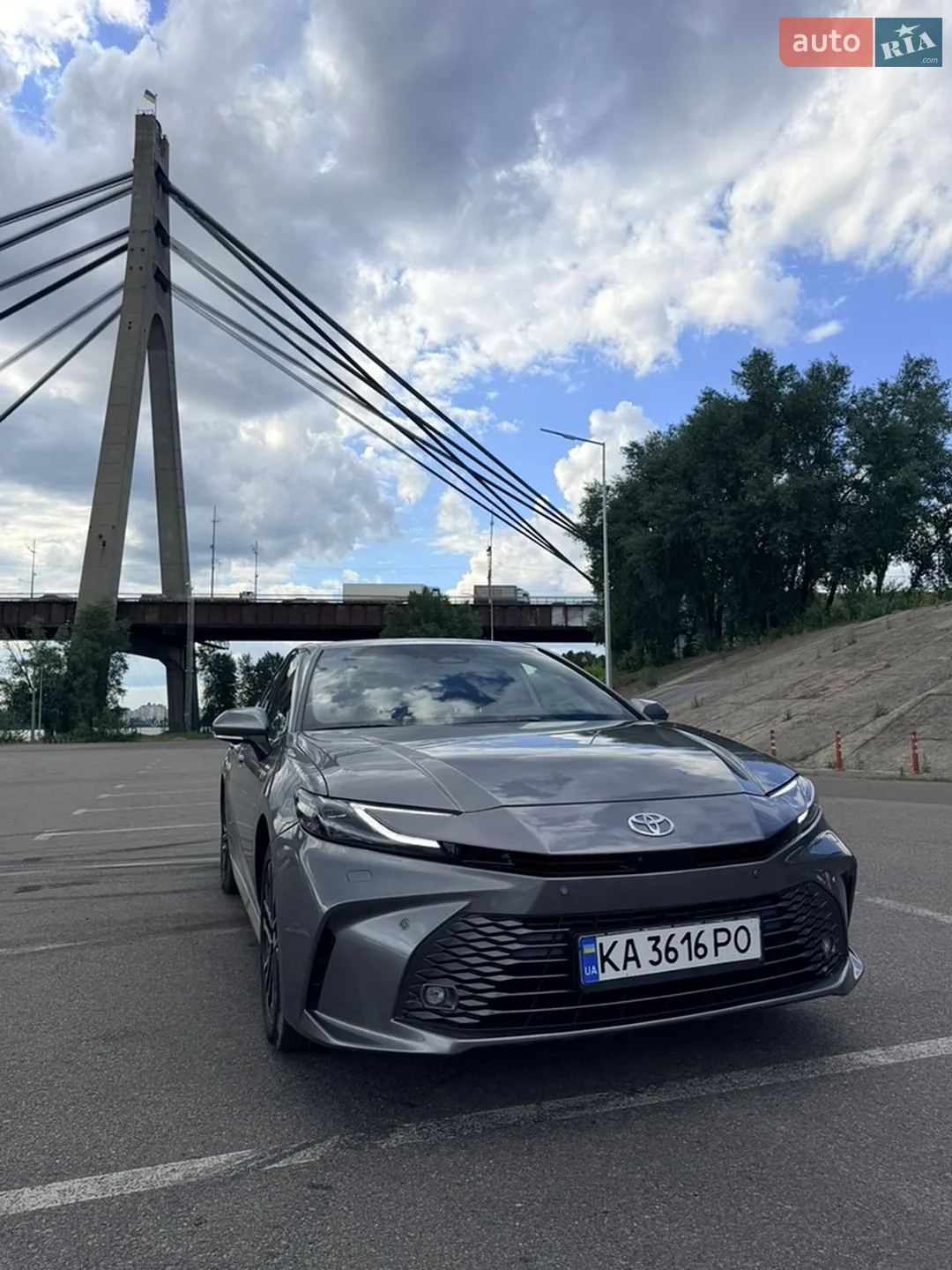 2024 Toyota Camry - мініатюра 12