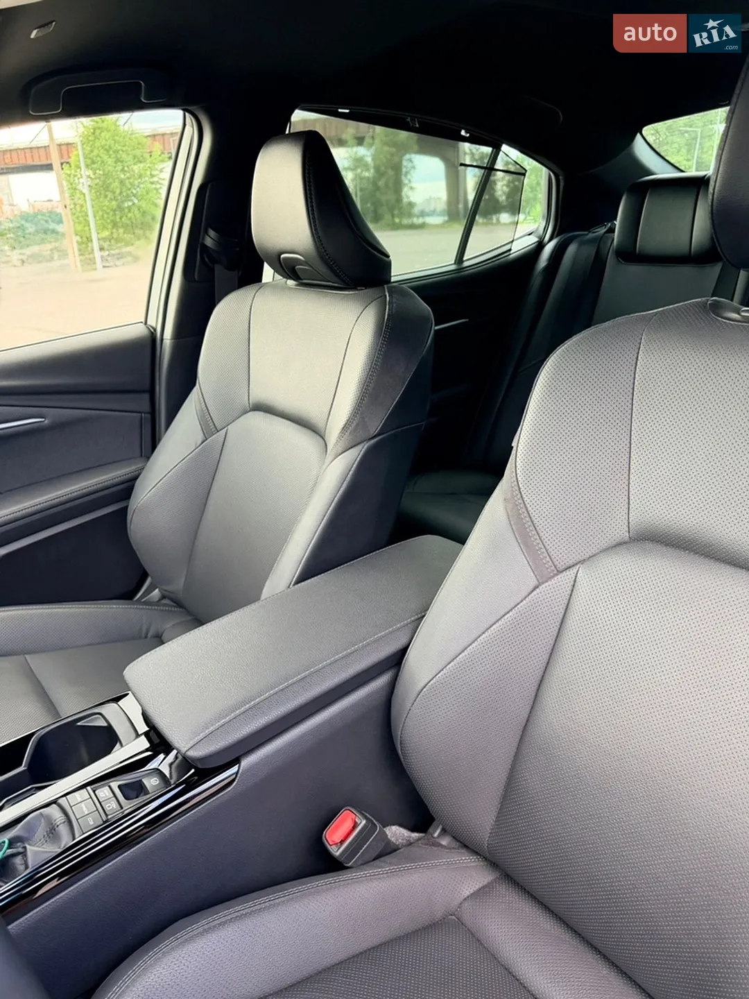2024 Toyota Camry - мініатюра 17